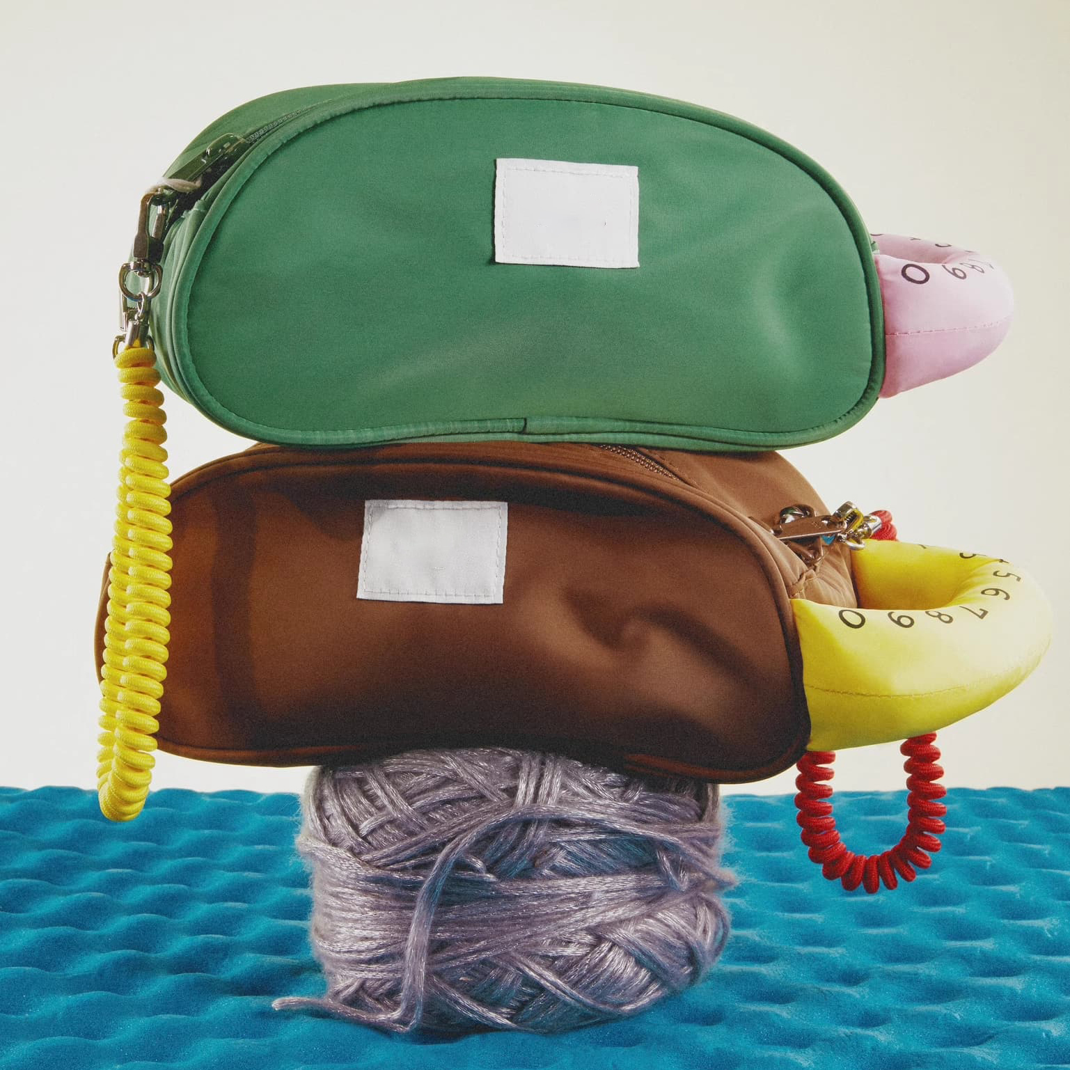 Hotdog Toiletry Bag with Hanging Hook Makeup Cosmetic Bag Travel Organizer Hotdog Toiletry Bag with Hanging Hook Makeup Cosmetic Bag Travel Organizer