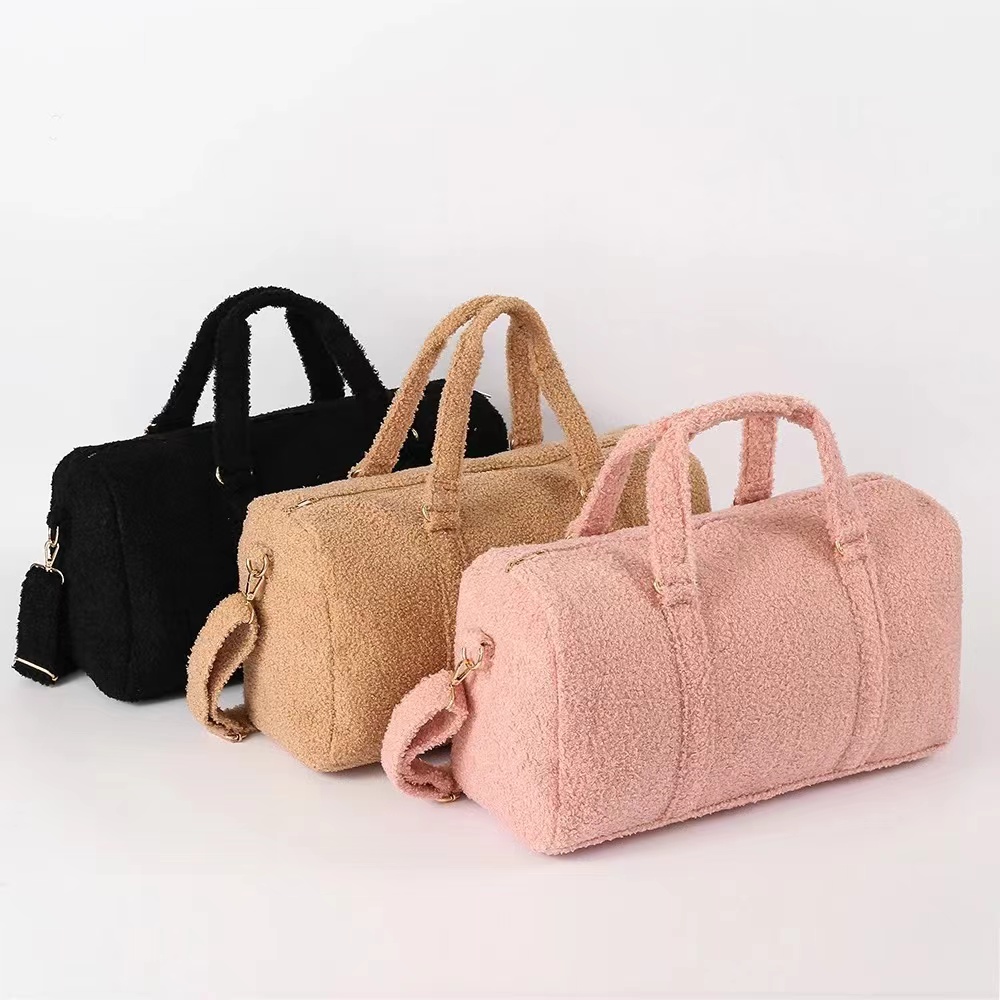 Cute Teddy Sharpe Shoulder Bag Duffle Bag Weekender Bag for Travel Cute Teddy Sharpe Shoulder Bag Duffle Bag Weekender Bag for Travel
