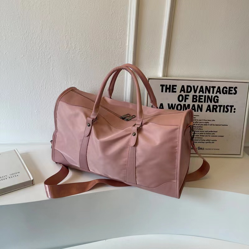 Oxford Cloth Duffle with PU Leather Piping and Handles Oxford Cloth Duffle with PU Leather Piping and Handles