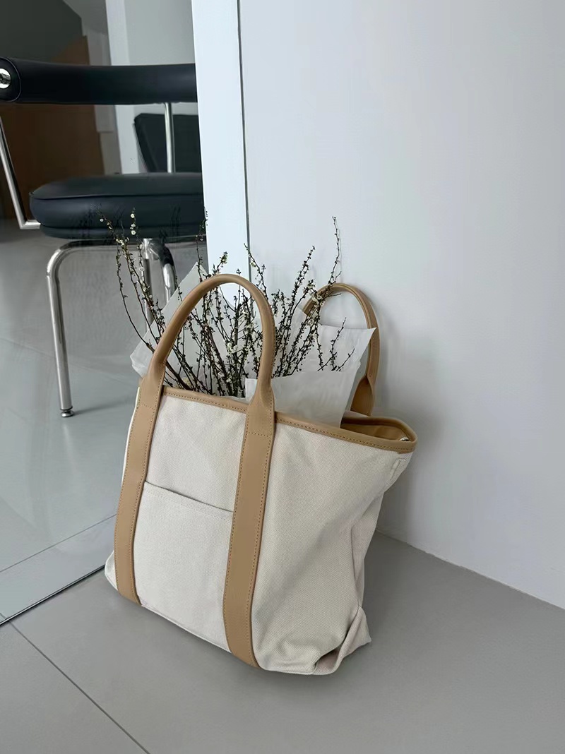 High Quality Canvas Handbag Spacious Tote Bag High Quality Canvas Handbag Spacious Tote Bag