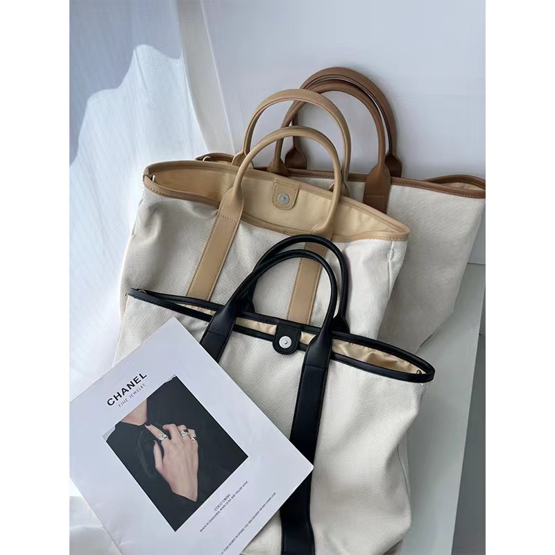 High Quality Canvas Handbag Spacious Tote Bag