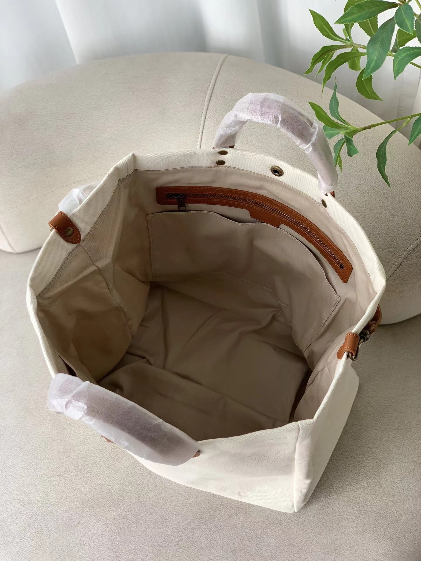 Heavy Duty Large Women's Canvas Tote Bag with Cotton Lining Fashionable Open Closure 