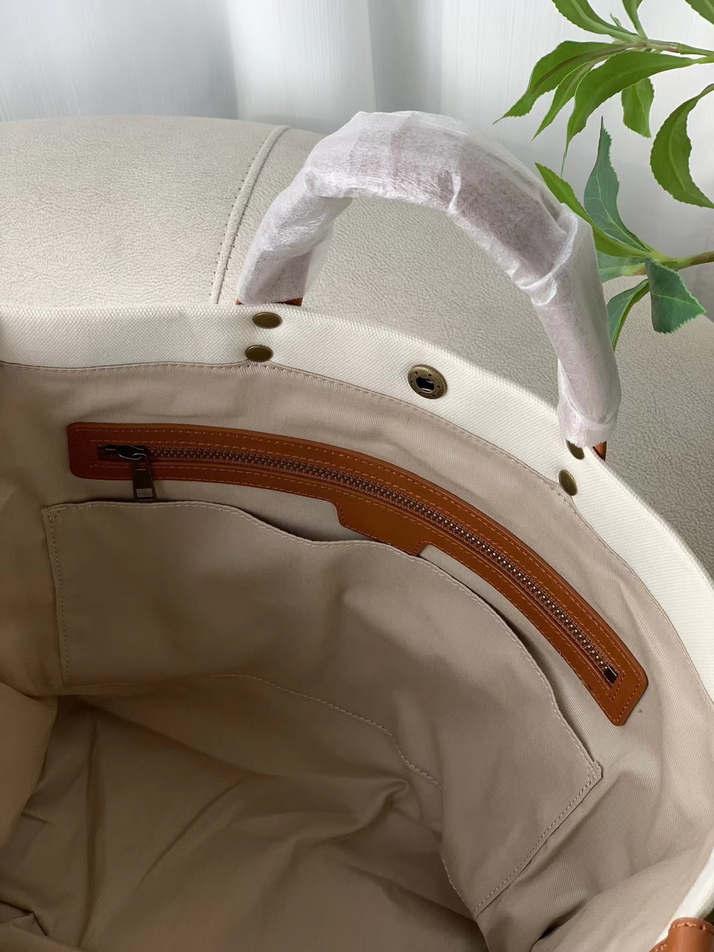 Heavy Duty Large Women's Canvas Tote Bag with Cotton Lining Fashionable Open Closure 