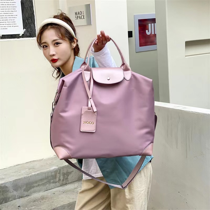 Lightweight Yoga Fitness Bag Weekender Overnight Duffle Bag Lightweight Yoga Fitness Bag Weekender Overnight Duffle Bag