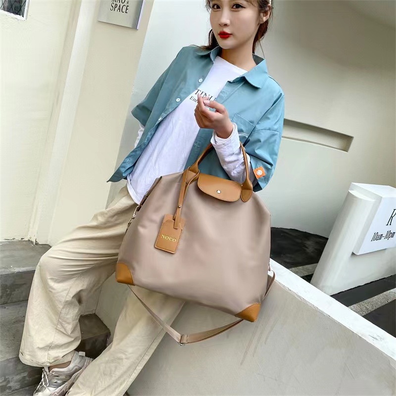 Lightweight Yoga Fitness Bag Weekender Overnight Duffle Bag Lightweight Yoga Fitness Bag Weekender Overnight Duffle Bag